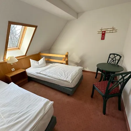 Am Spreebogen Szálloda Burg